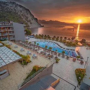 Otel Premium, Turunç